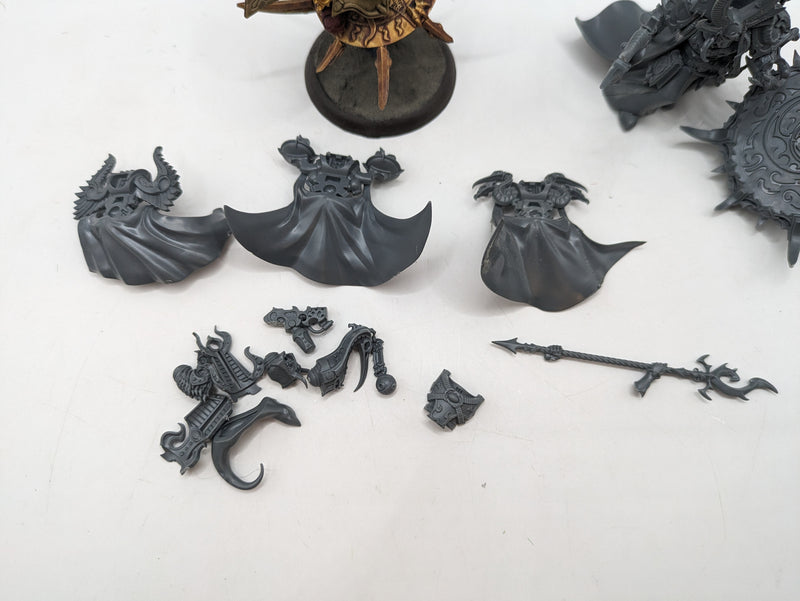 Warhammer 40k: Thousand Sons Ahriman and Exalted Sorcerer Parts (AZ214)