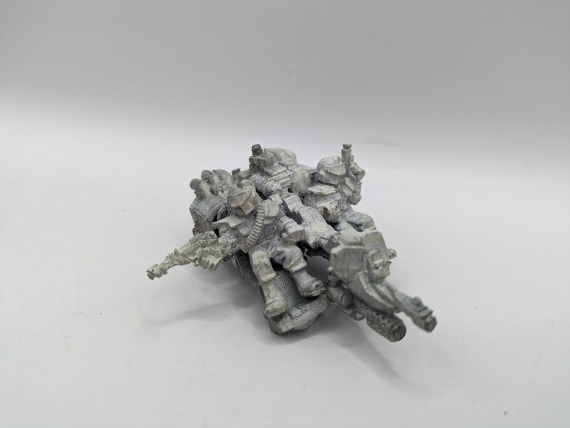 Warhammer 40k: Imperial Guard Land Speeder with Imperial Guard Riders Metal OOP Rare (BC013)