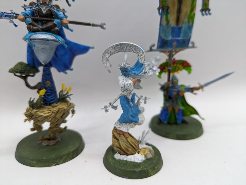 Age of Sigmar: Lumineth Realm-Lords Scinari Cathallar, Bannerblade and Stonemage (BC043)