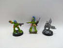 Warhammer 40k: Rogue Trader Eldar Captain, Melta Gun and Champion (AW211)