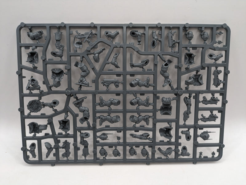 Warhammer 40k: Space Marine Phobo Kill Team On Sprue (AU060)
