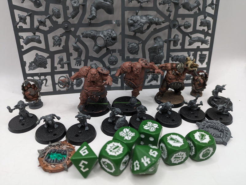 Blood Bowl: Ogre Blood Bowl Team  - Fire Mountain Gut Busters (AQ023)