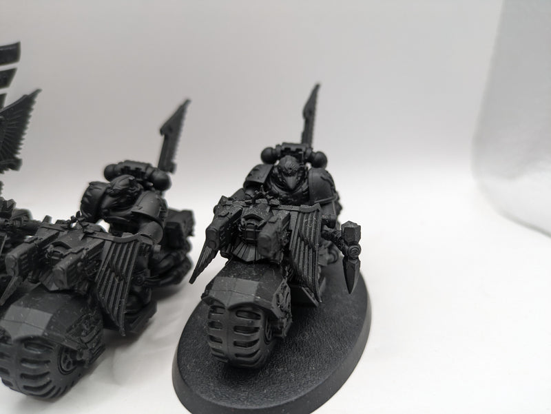 Warhammer 40k: Space Marine Dark Angel Ravenwing Bikes (AZ240)