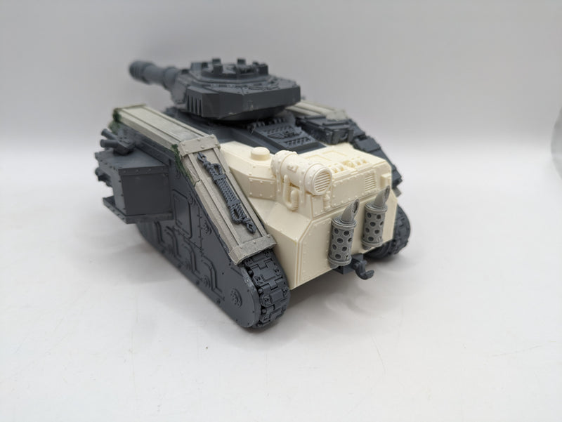 Warhammer 40k: Astra Militarum Leman Russ Tank with 3rd Party Upgrades (AJ113)