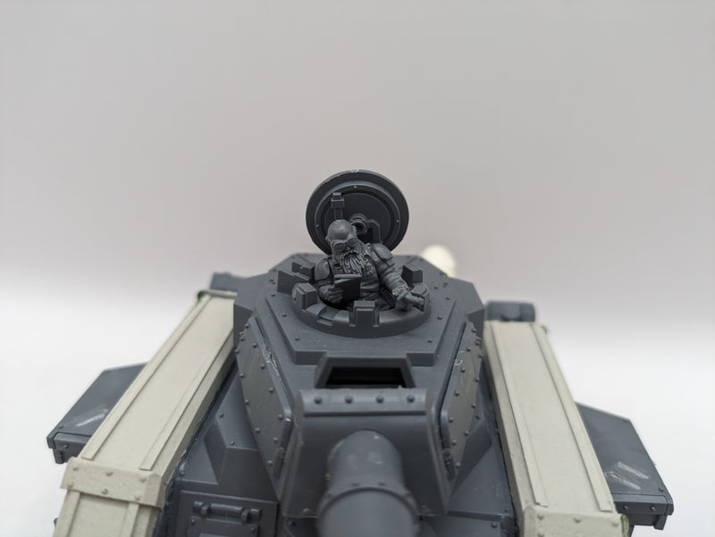 Warhammer 40k: Astra Militarum Leman Russ Tank with 3rd Party Upgrades (AD067)