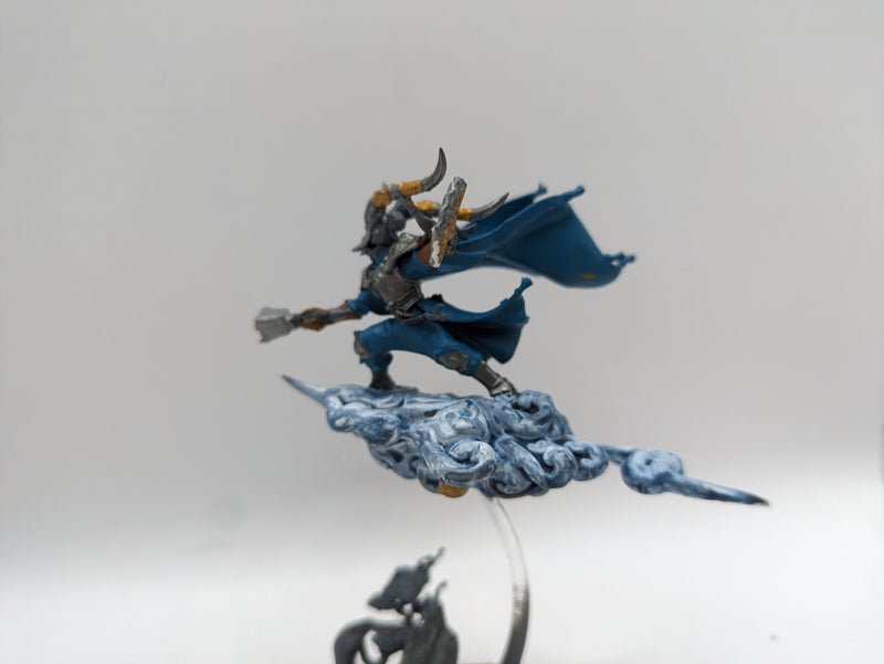 Age of Sigmar: Lumineth Realm-Lords Sevireth, Lord of the Seventh Wind and hurakan Windmage (AW014)