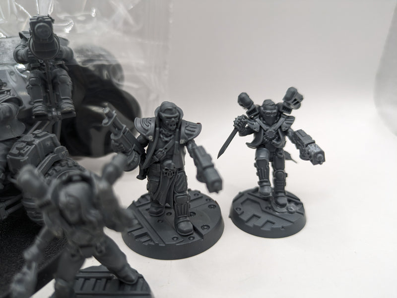 Warhammer Necromunda: Orlock Outrider and Gang (AX080)