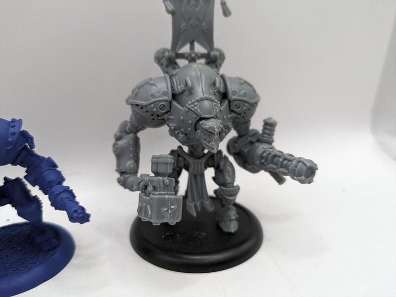 Privateer Press Warmachine: Cygnar Heavy Warjack Reliant/Stormclad and Firefly (BA045)