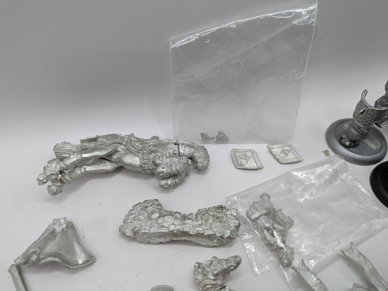 Privateer Press Warmachine: Cygnar Lord General Coleman Stryker and Lightning Pods (AI140)