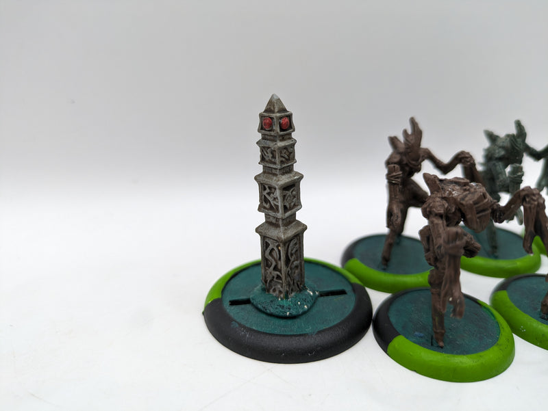 Privateer Press Warmachine Hordes: Circle Orboros Sentry Stone & Mannikins (AT049)