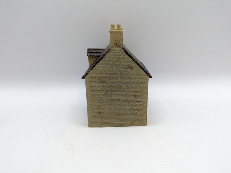 Landmark Miniatures 15mm Isigny House LNO 10 (AY768)