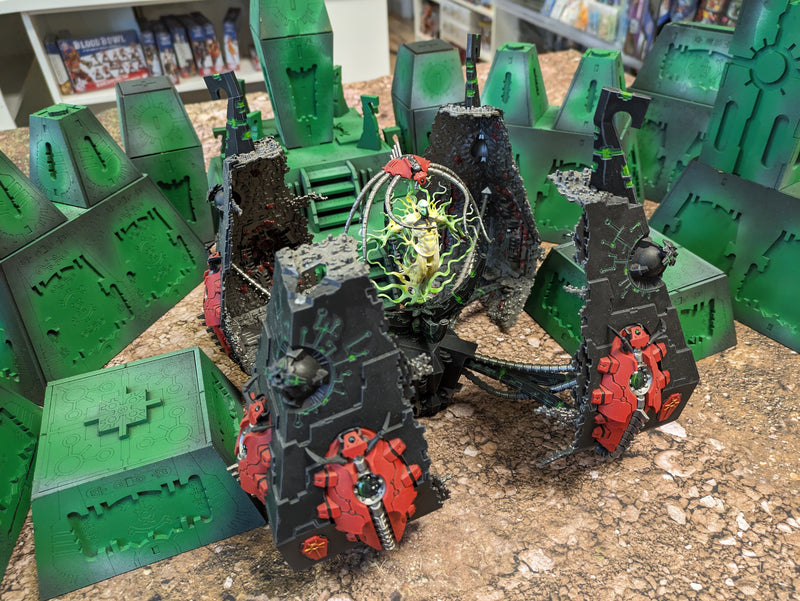 Warhammer 40k: Necron Tesseract Vault - Painted (AB363)