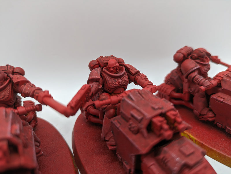 Warhammer 40k: Space Marine Blood Angels Outriders (BC148)