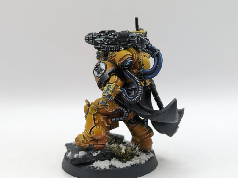 Warhammer 40k: Space Marine Imperial Fist Tor Garadon - Pro Painted (AH022)