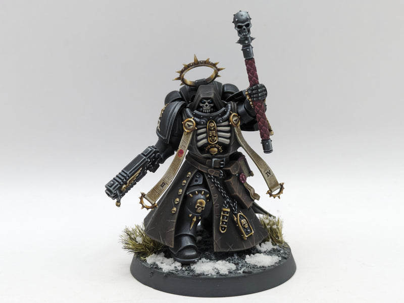 Warhammer 40k: Space Marine Imperial Fist Chaplain - Pro Painted (AQ004)