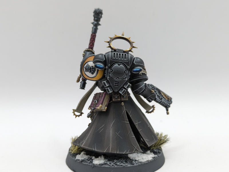 Warhammer 40k: Space Marine Imperial Fist Chaplain - Pro Painted (AQ004)