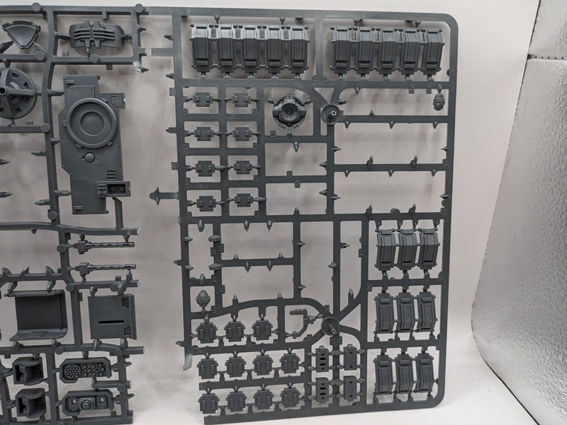 Warhammer 40k: Space Marine Gladiator (AX053)