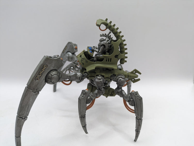 Warhammer 40k: Necron Triarch Stalker (AX049)