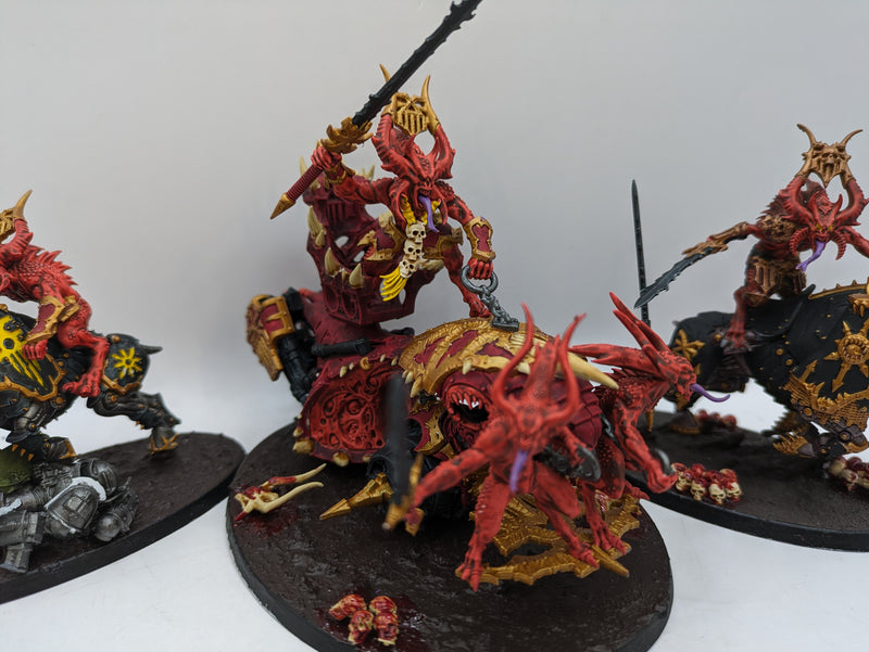 Warhammer 40k: Chaos Daemons Khorne Bloodcrushers and Herald on Blood Throne (AX044)