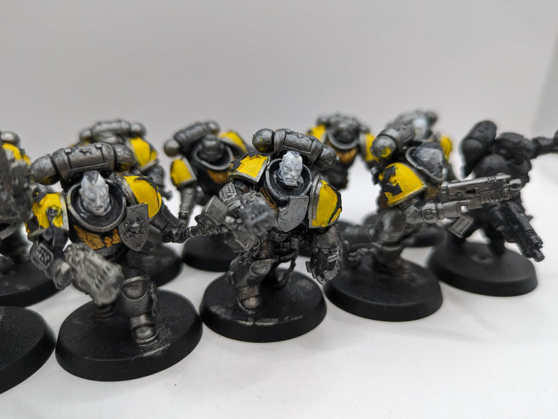 Warhammer 40k: Space Marine Assault Intercessors (AJ119)