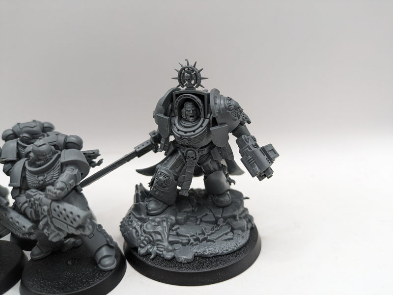 Warhammer 40k: Space Marine Infernus Squad and Terminator Captain (CAB1024)