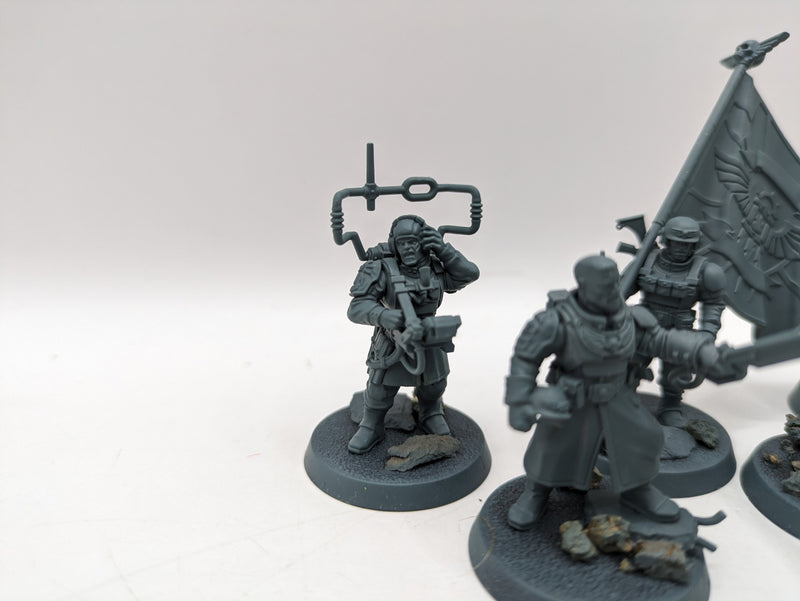 Warhammer 40k: Astra Militarum Cadian Command Squad (CAB1018)