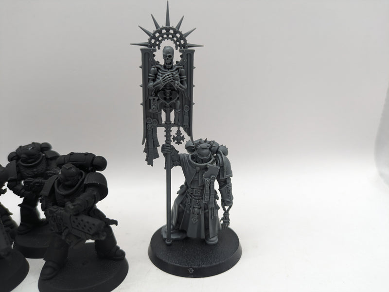 Warhammer 40k: Space Marine Infernus Marines and Bladeguard Ancient (AW182)