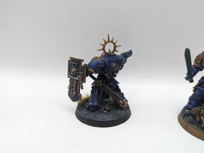 Warhammer 40k: Space Marine Captain and Bladeguard Lieutenant (AH065)