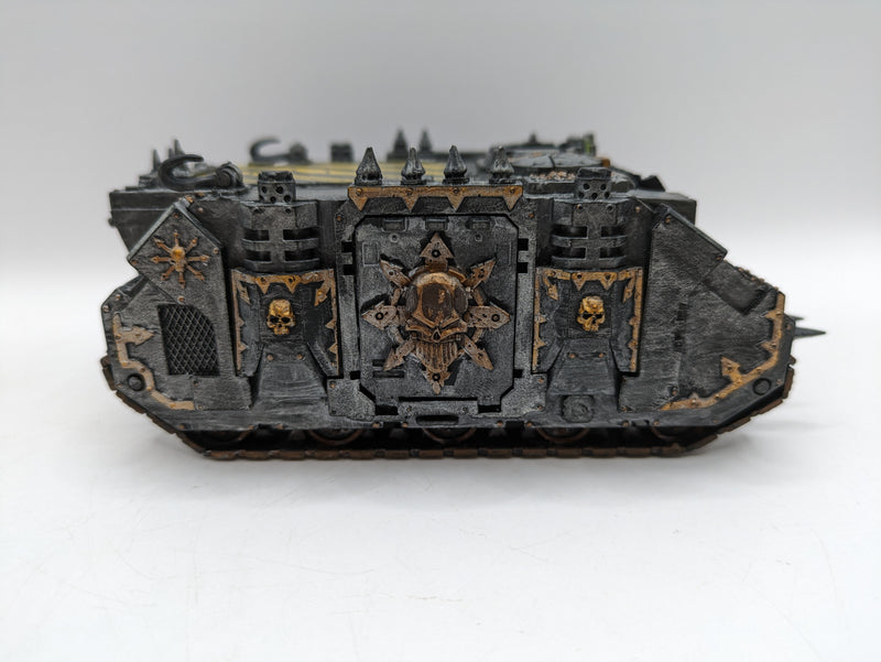 Warhammer 40k: Chaos Space Marine Iron Warriors Rhino (CAB1071)