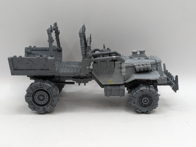 Warhammer 40k: Ork Trukk with Forgeworld Upgrade (CAB1075)