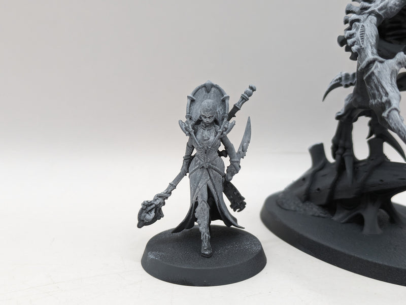 Warhammer 40k: Genestealer Cults Broodlord and Magos (AI130)