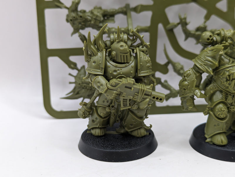 Warhammer 40k: Death Guard First Strike Plague Marines and Poxwalkers (AZ177)