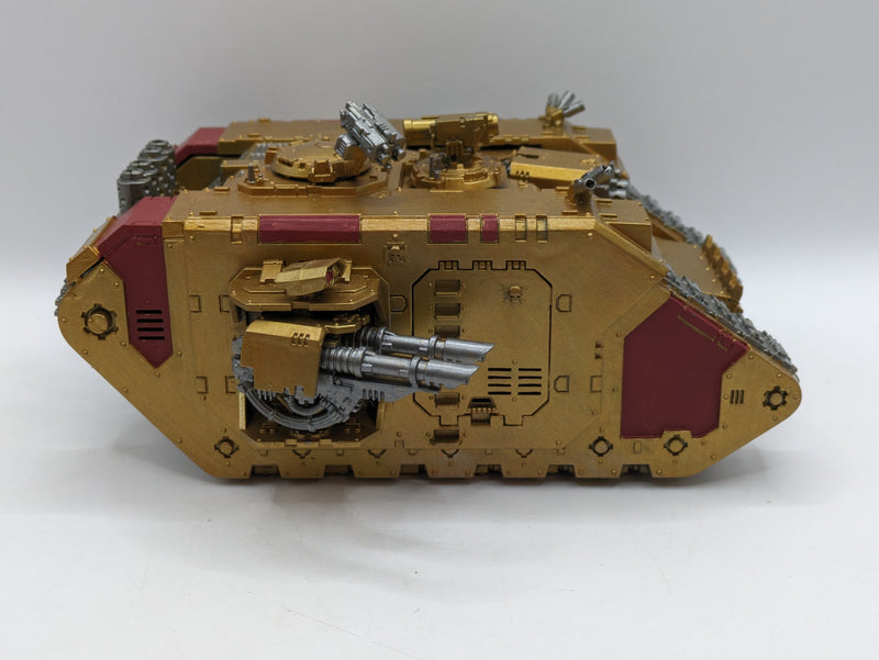 Warhammer 40k: Adeptus Custodes Land Raider (AU070)