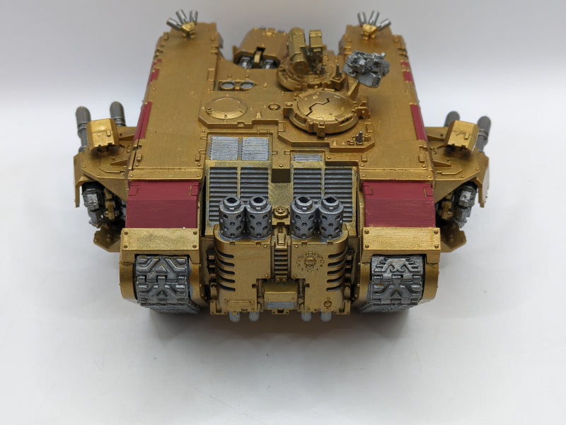 Warhammer 40k: Adeptus Custodes Land Raider (AU070)