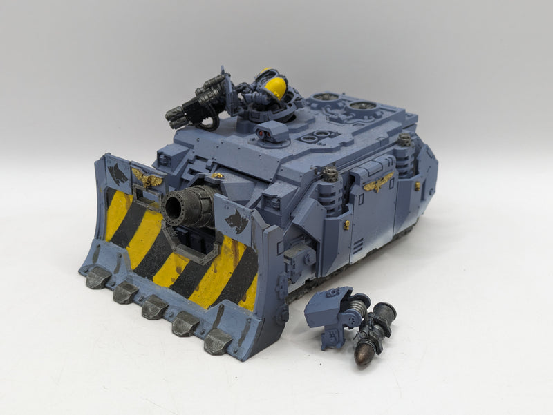 Warhammer 40k: Space Marine Vindicator (AR008)