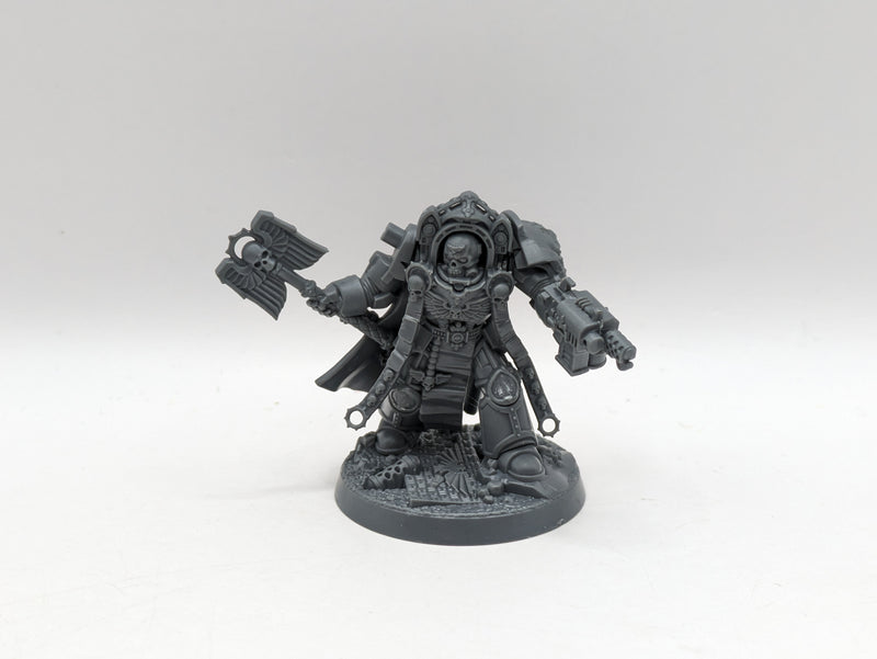 Warhammer 40k: Space Marine Terminator Caplain Tarenus - Missing Shoulder Pad (AZ215)