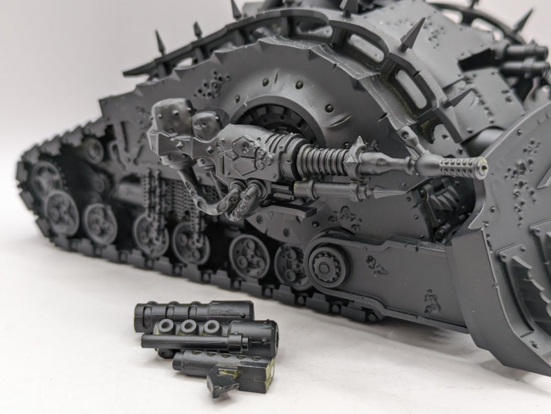 Warhammer 40k: Death Guard Plagueburst Crawler (AX068)