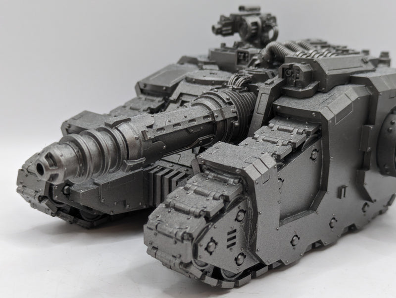 Warhammer 40k: Space Marine Forgeworld Resin Sicaran Venator (AU009)