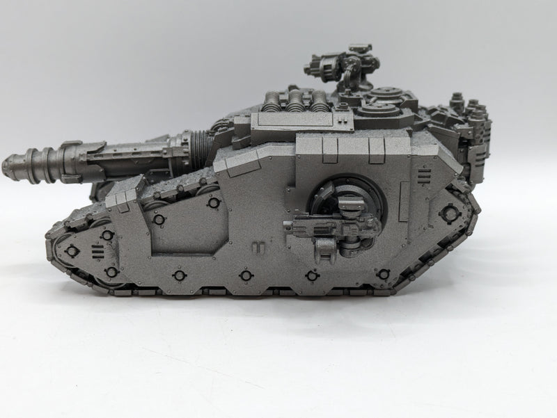 Warhammer 40k: Space Marine Forgeworld Resin Sicaran Venator (AU009)