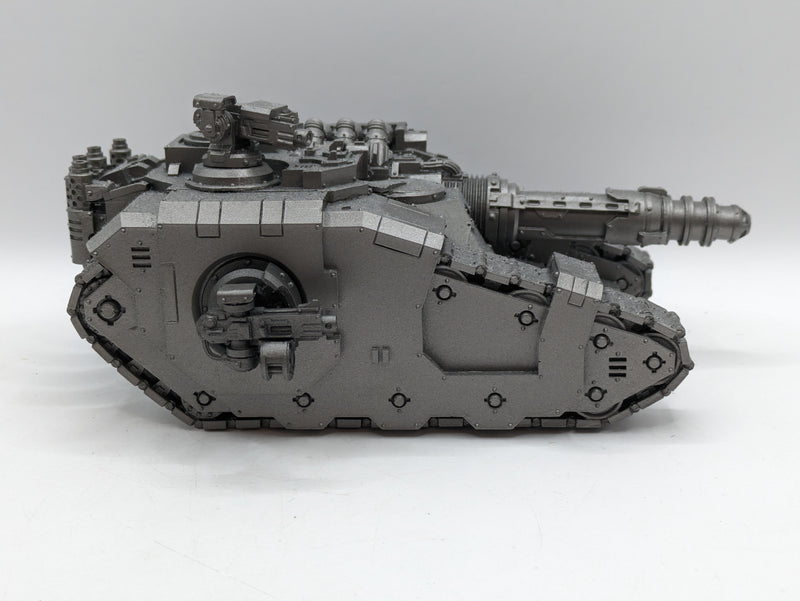 Warhammer 40k: Space Marine Forgeworld Resin Sicaran Venator (AU009)