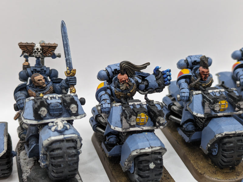 Warhammer 40k: Space Marine Space Wolves Bikes and Attack Bike (BA090)