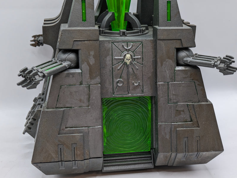 Warhammer 40k: Necron Monolith (AB488)