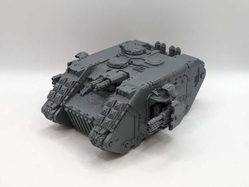 Warhammer 40k: Space Marine Land Raider Redeemer (AR008)