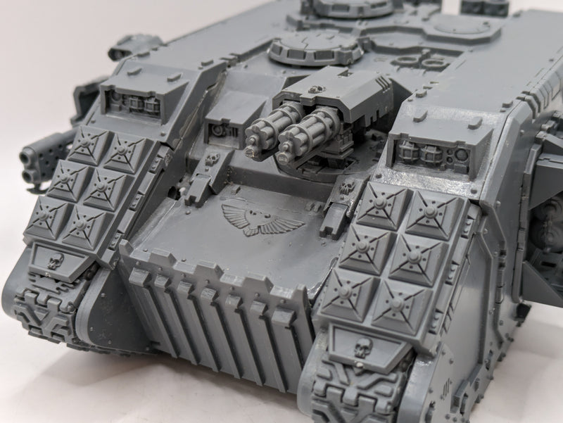 Warhammer 40k: Space Marine Land Raider Redeemer (AR008)