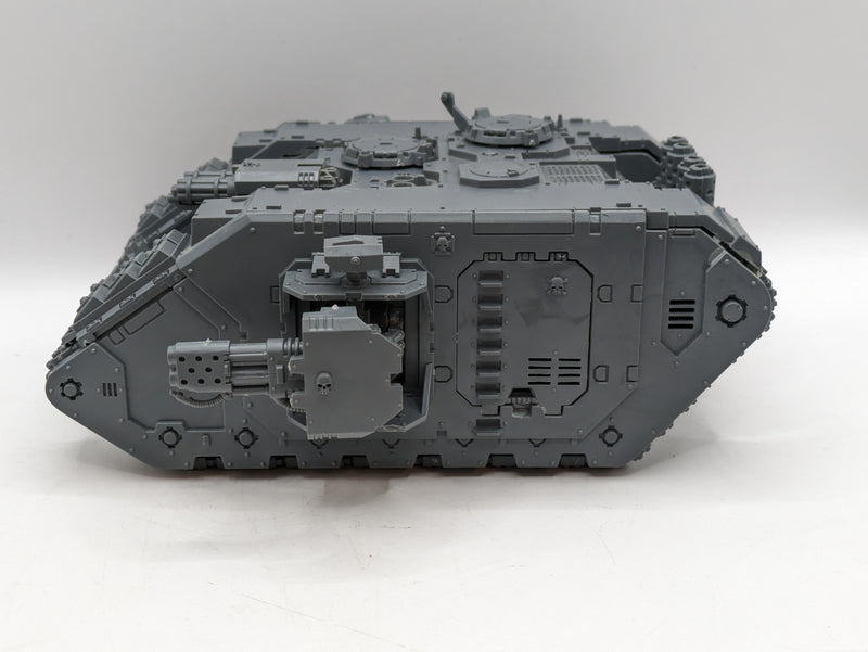 Warhammer 40k: Space Marine Land Raider Redeemer (AR008)