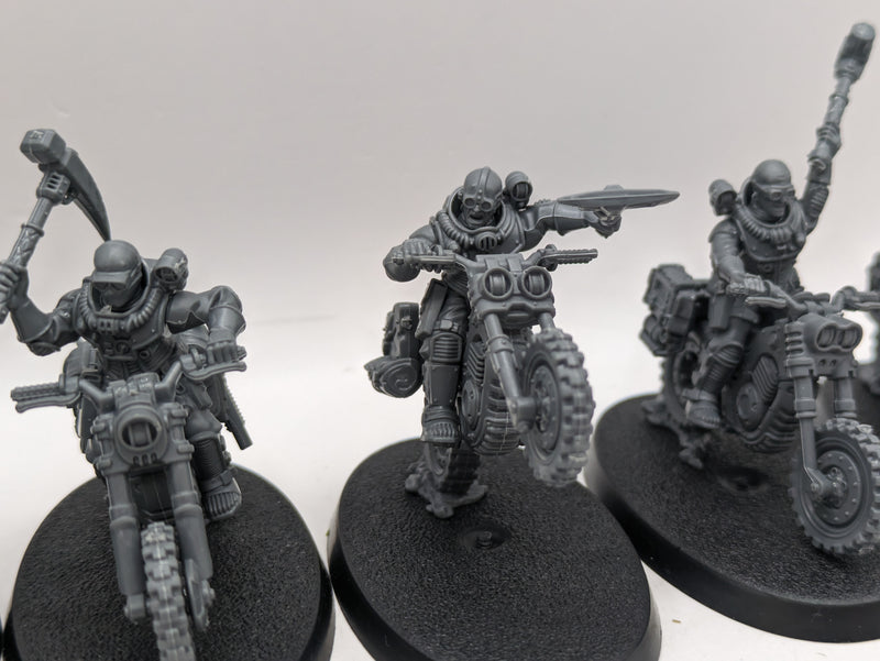 Warhammer 40k: Genestealer Cult Atalan Jackals (AZ159)