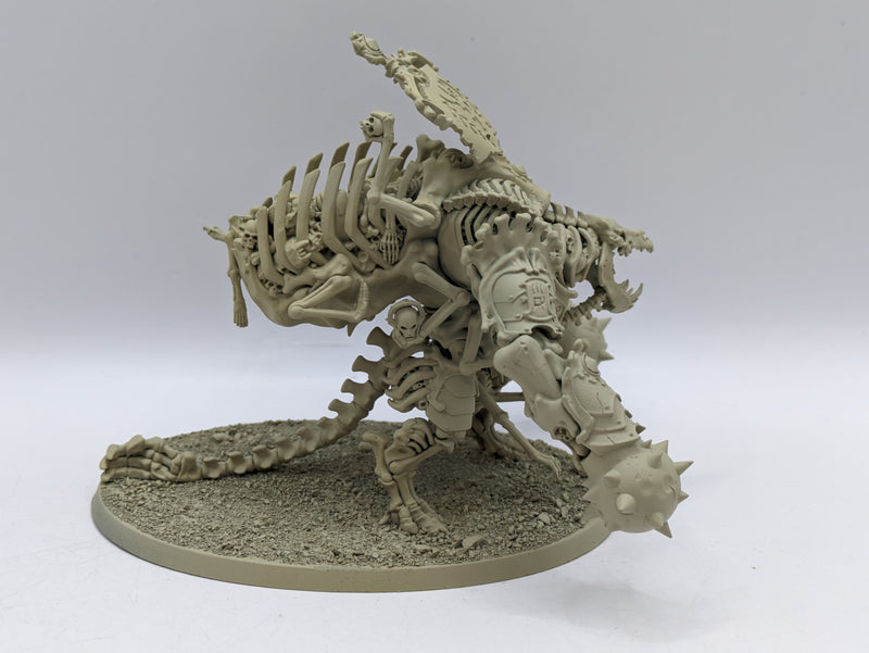 Age of Sigmar: Ossiarch Bonereapers Gothizzar Harvester (BA130)