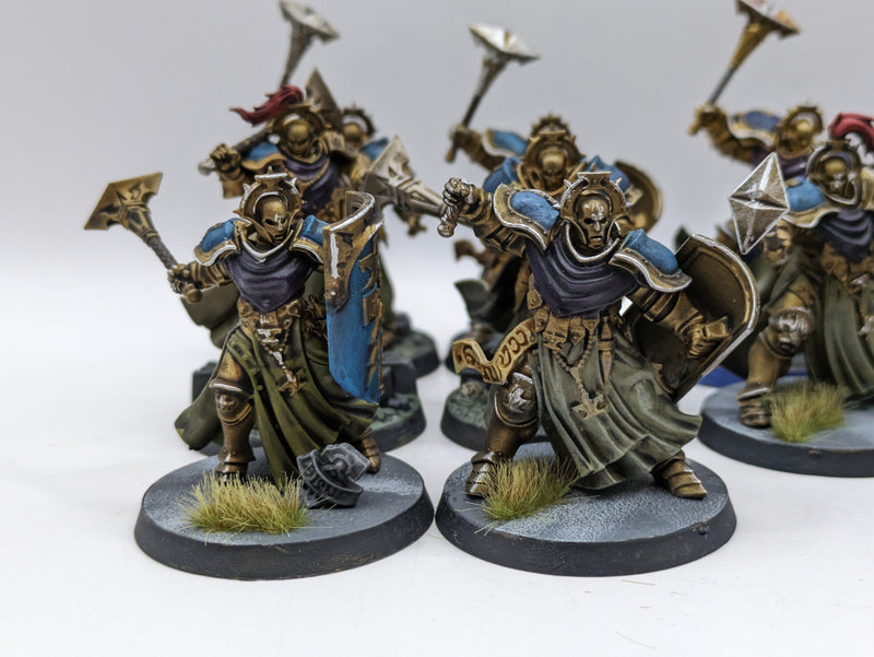 Warhammer Age of Sigmar: Stormcast Eternals Sequitors - x2 Broken Hammers (AQ021)