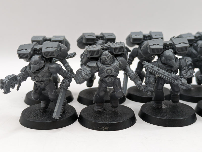 Warhammer 40k: Space Marine Assault Marines (AE112)