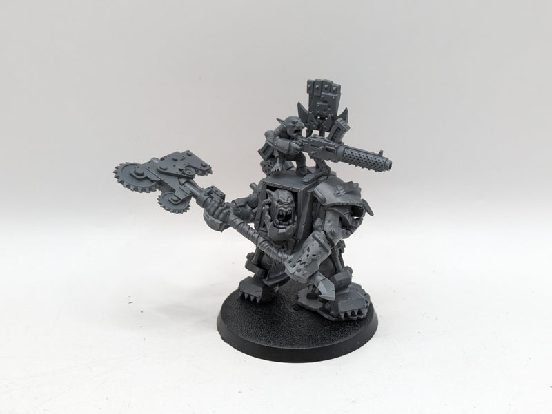 Warhammer 40k: Ork Warboss in Mega Armour (AD023)